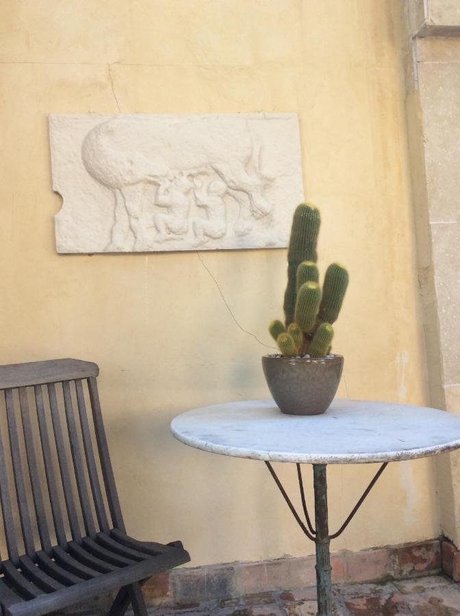 Apartamento Liste Rouge Nimes Exterior foto